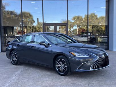 New 2025 Lexus ES 350 w/ Premium Package