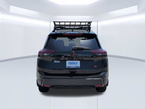 Used 2025 Nissan Rogue SV AWD/4WD image 10