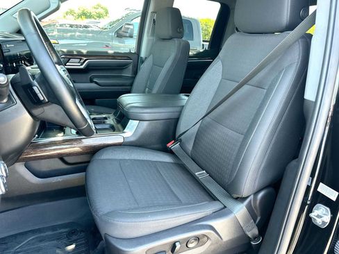 Used 2025 GMC Sierra 1500 Elevation w/ LPO, Elevation Black Package RWD image 17
