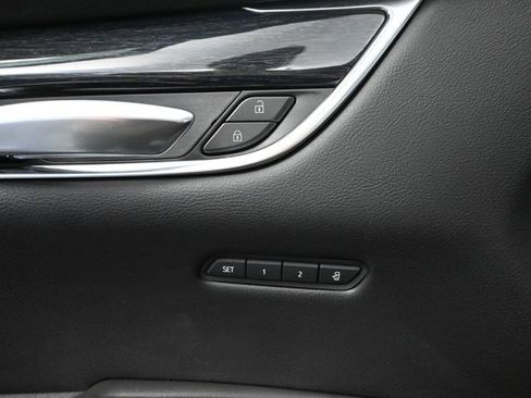 Used 2022 Cadillac XT5 Premium Luxury w/ LPO, Floor Liner Package image 20