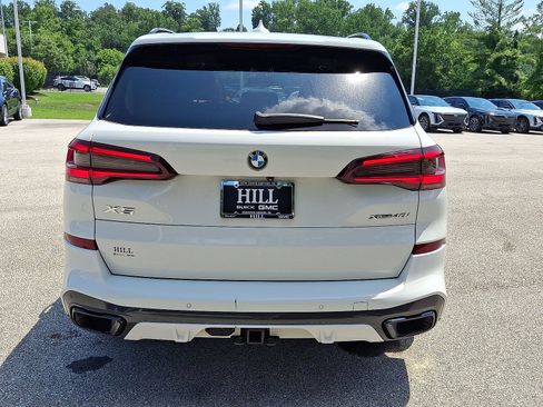 Used 2021 BMW X5 xDrive40i w/ M Sport Package AWD/4WD image 23