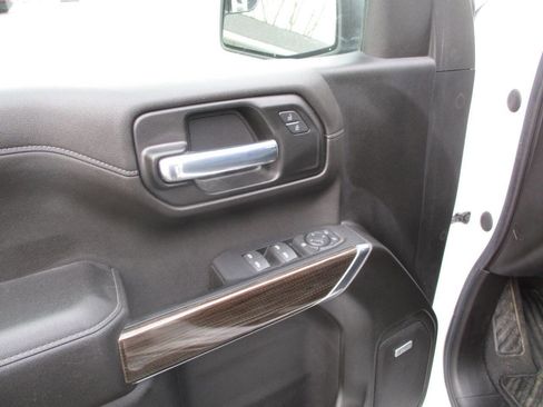 Used 2021 Chevrolet Silverado 1500 RST w/ Convenience Package II image 18