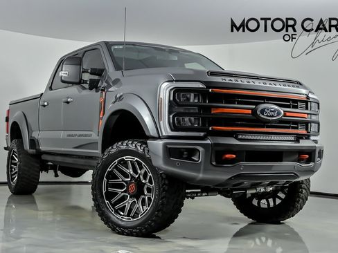 Used 2024 Ford F250 Lariat w/ Lariat Ultimate Package AWD/4WD image 1
