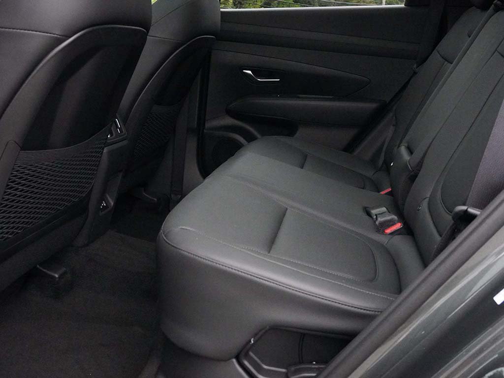 Used 2025 Hyundai Tucson SEL AWD/4WD image 32