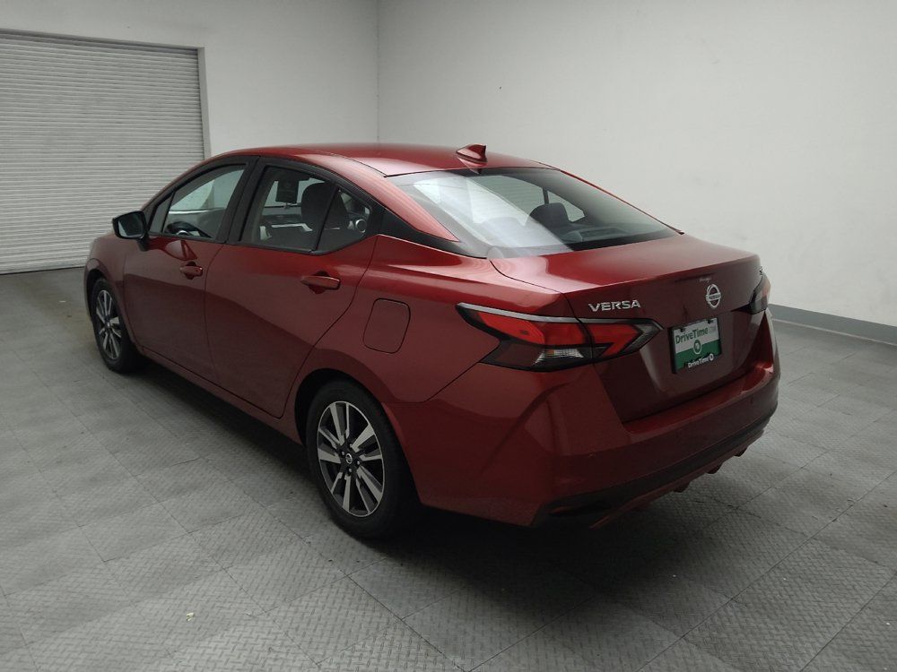 Used 2021 Nissan Versa SV FWD image 3