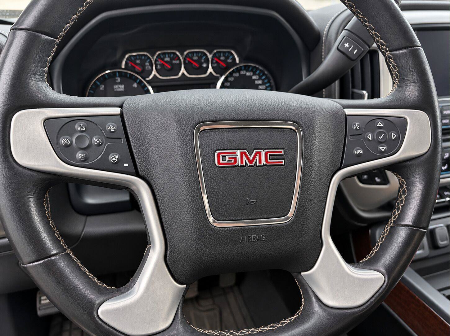 Used 2018 GMC Sierra 1500 SLT AWD/4WD image 15