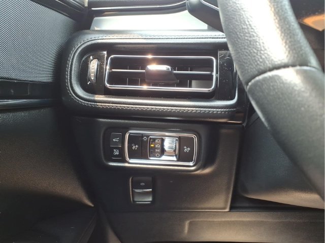 Used 2023 Lincoln Nautilus FWD image 13