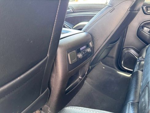 Used 2019 Chevrolet Tahoe LS AWD/4WD image 30