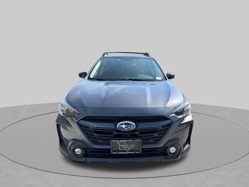 Used 2023 Subaru Outback Premium AWD/4WD image 9