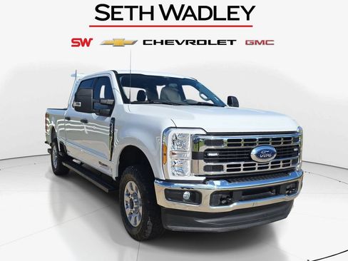 Used 2024 Ford F250 XLT w/ FX4 Off-Road Package AWD/4WD image 36