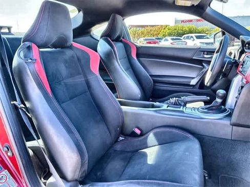 Used 2013 Scion FR-S image 22