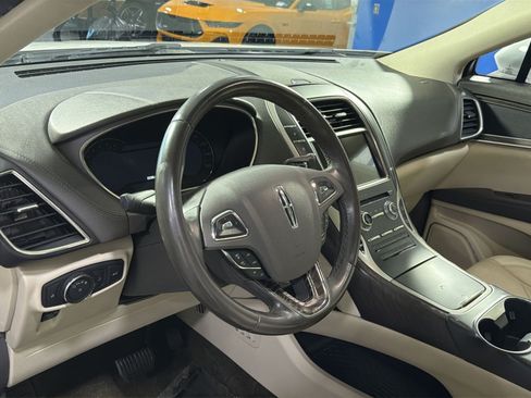 Used 2018 Lincoln MKX Reserve AWD/4WD image 21