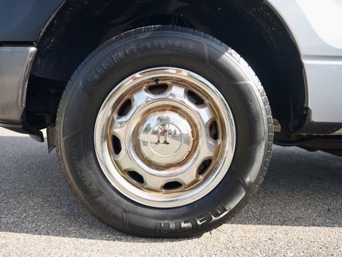 Used 2011 Ford F150 XL w/ Trailer Tow Pkg RWD image 18