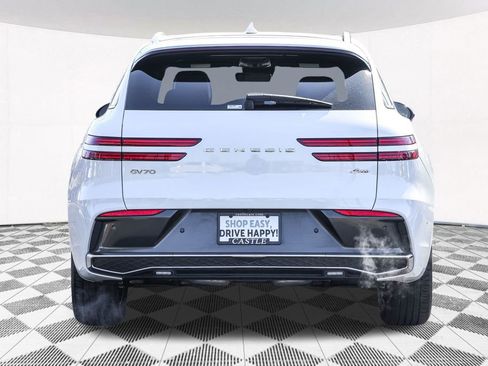 Used 2026 Genesis GV70 2.5T Advanced AWD/4WD image 19