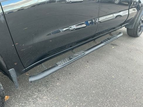 Used 2022 Chevrolet Silverado 1500 RST image 12