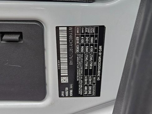 Used 2024 Mercedes-Benz Sprinter 2500 image 21