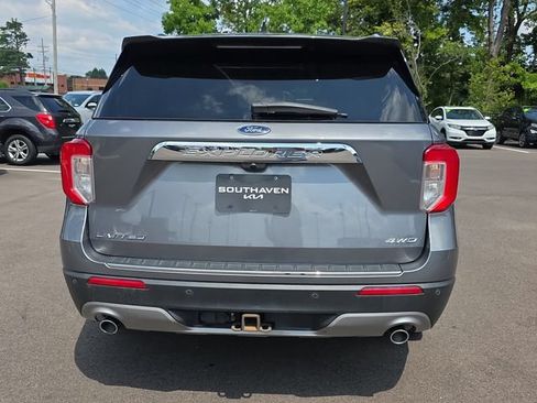 Used 2021 Ford Explorer Limited w/ Equipment Group 301A AWD/4WD image 4