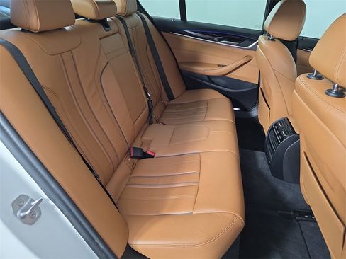 Used 2017 BMW 530i image 39