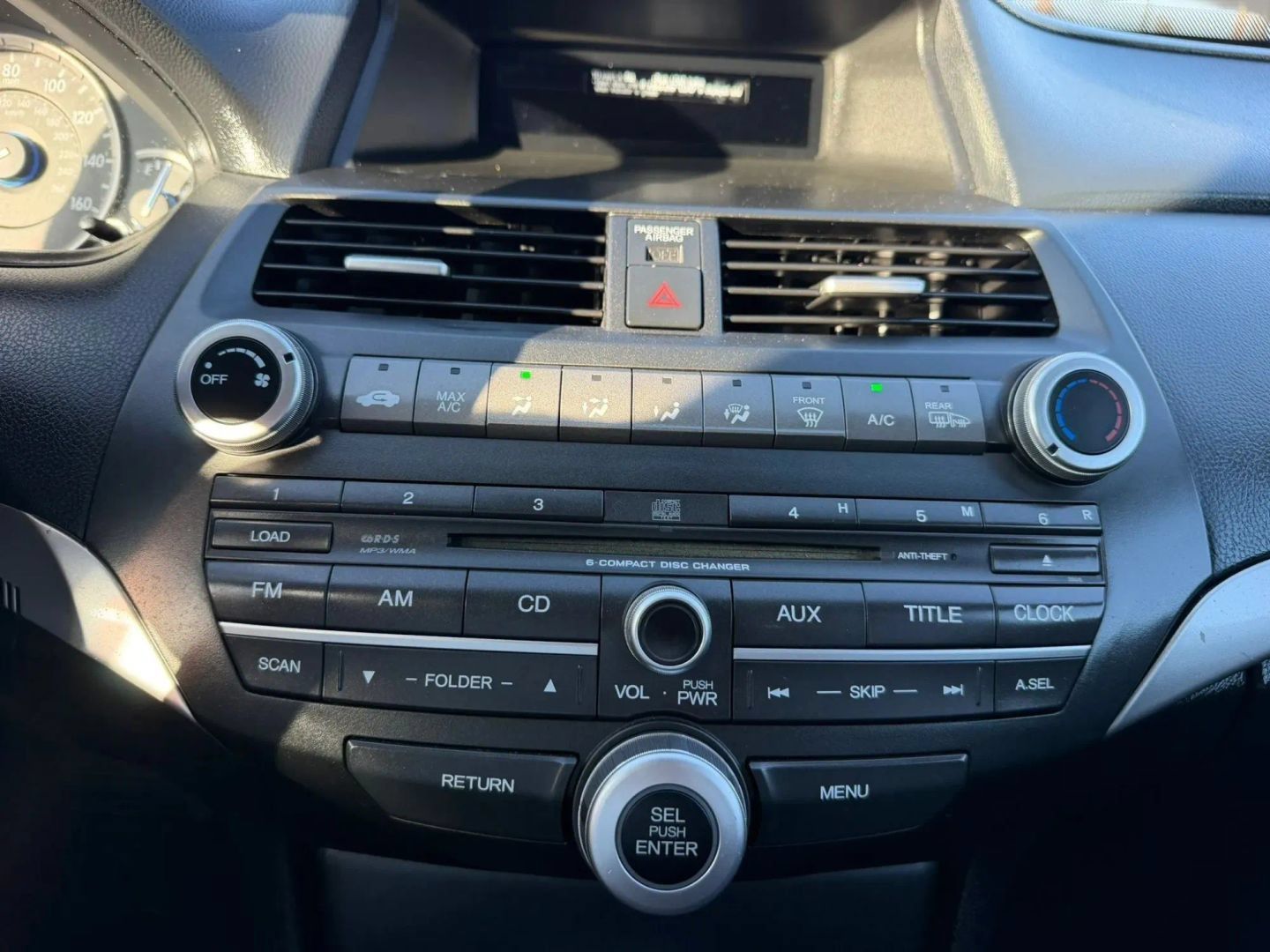 Used 2015 Honda Crosstour EX image 26