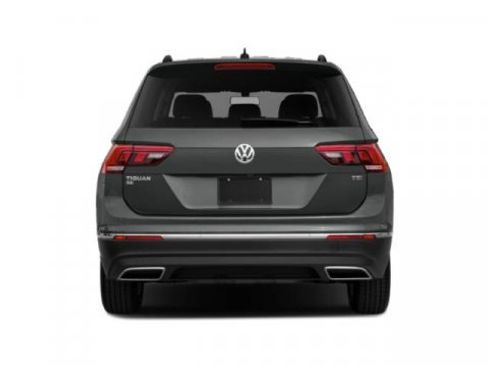 Used 2018 Volkswagen Tiguan S image 5