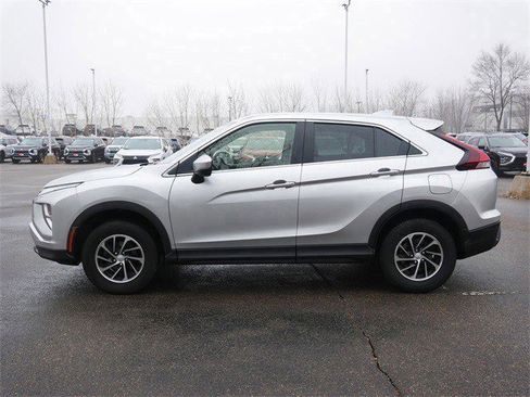 Used 2022 Mitsubishi Eclipse Cross ES image 4