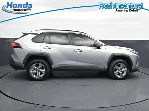 Used 2024 Toyota RAV4 LE AWD/4WD image 11