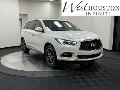 Used 2016 INFINITI QX60 FWD w/ Premium Plus Package