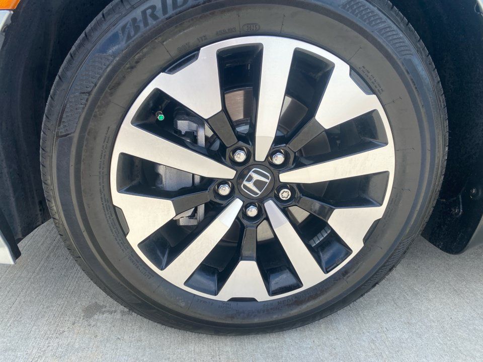 Certified 2026 Honda Odyssey EX-L image 31