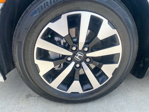 Used 2026 Honda Odyssey EX-L image 31
