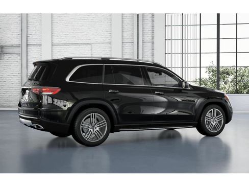 Used 2026 Mercedes-Benz GLS 450 4MATIC image 17