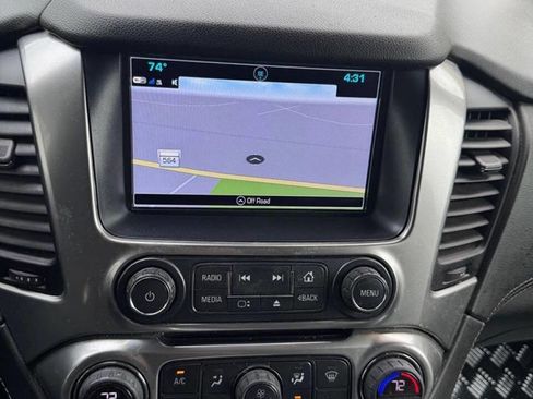 Used 2018 Chevrolet Suburban LT w/ LT Signature Package image 20