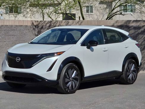 Used 2024 Nissan Ariya ENGAGE image 5