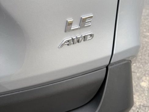 Used 2025 Toyota RAV4 LE image 9
