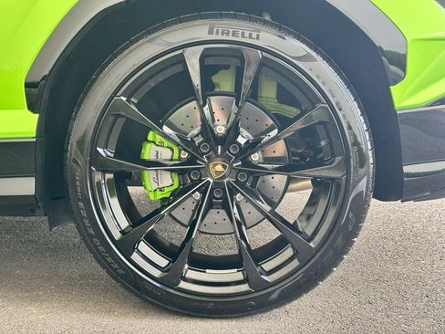 Used 2024 Lamborghini Urus S image 16