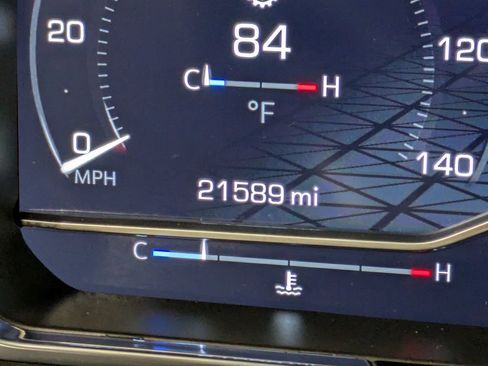 Used 2022 GMC Sierra 1500 Elevation w/ Preferred Package image 15