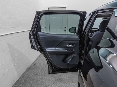 Used 2025 Nissan Kicks SV w/ SV Premium Package AWD/4WD image 16