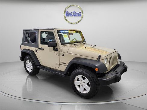 Used 2017 Jeep Wrangler Sport w/ Quick Order Package 23S AWD/4WD image 8