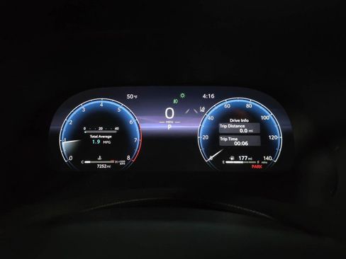 Used 2024 Toyota Highlander Platinum image 25