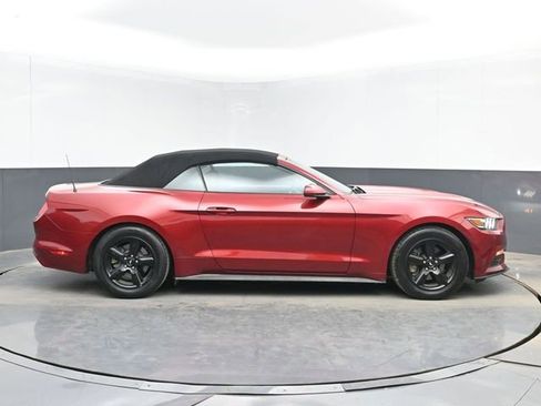 Used 2017 Ford Mustang Convertible RWD image 11