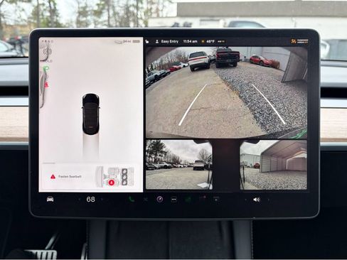 Used 2022 Tesla Model Y Performance image 15