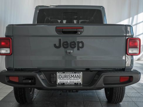 New 2026 Jeep Gladiator Sport image 5