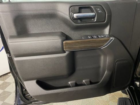 Certified 2021 Chevrolet Silverado 1500 LT Trail Boss AWD/4WD image 13