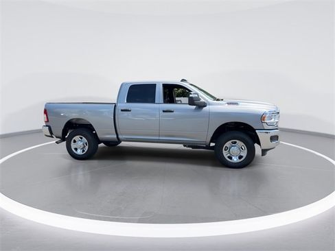 New 2024 RAM 2500 Tradesman w/ Chrome Appearance Group image 9