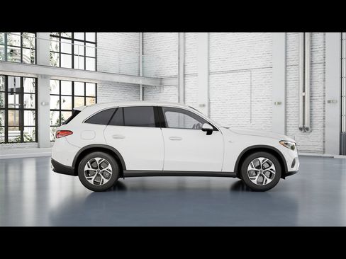 Certified 2026 Mercedes-Benz GLC 350e 4MATIC image 11