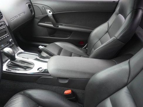 Used 2008 Chevrolet Corvette Coupe RWD image 9