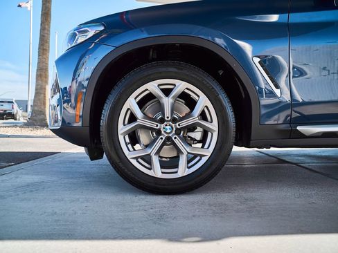 Used 2022 BMW X3 xDrive30i w/ Convenience Package AWD/4WD image 3