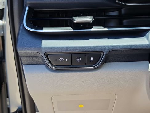 New 2026 Kia Carnival SX FWD image 30