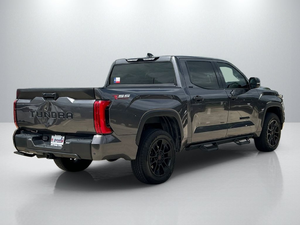 Used 2023 Toyota Tundra SR5 w/ SR5 Convenience Package AWD/4WD image 5