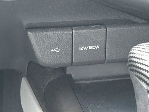 Used 2021 Toyota Camry SE FWD image 17