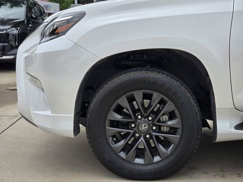 Used 2023 Lexus GX 460 Premium w/ Premium Package AWD/4WD image 14